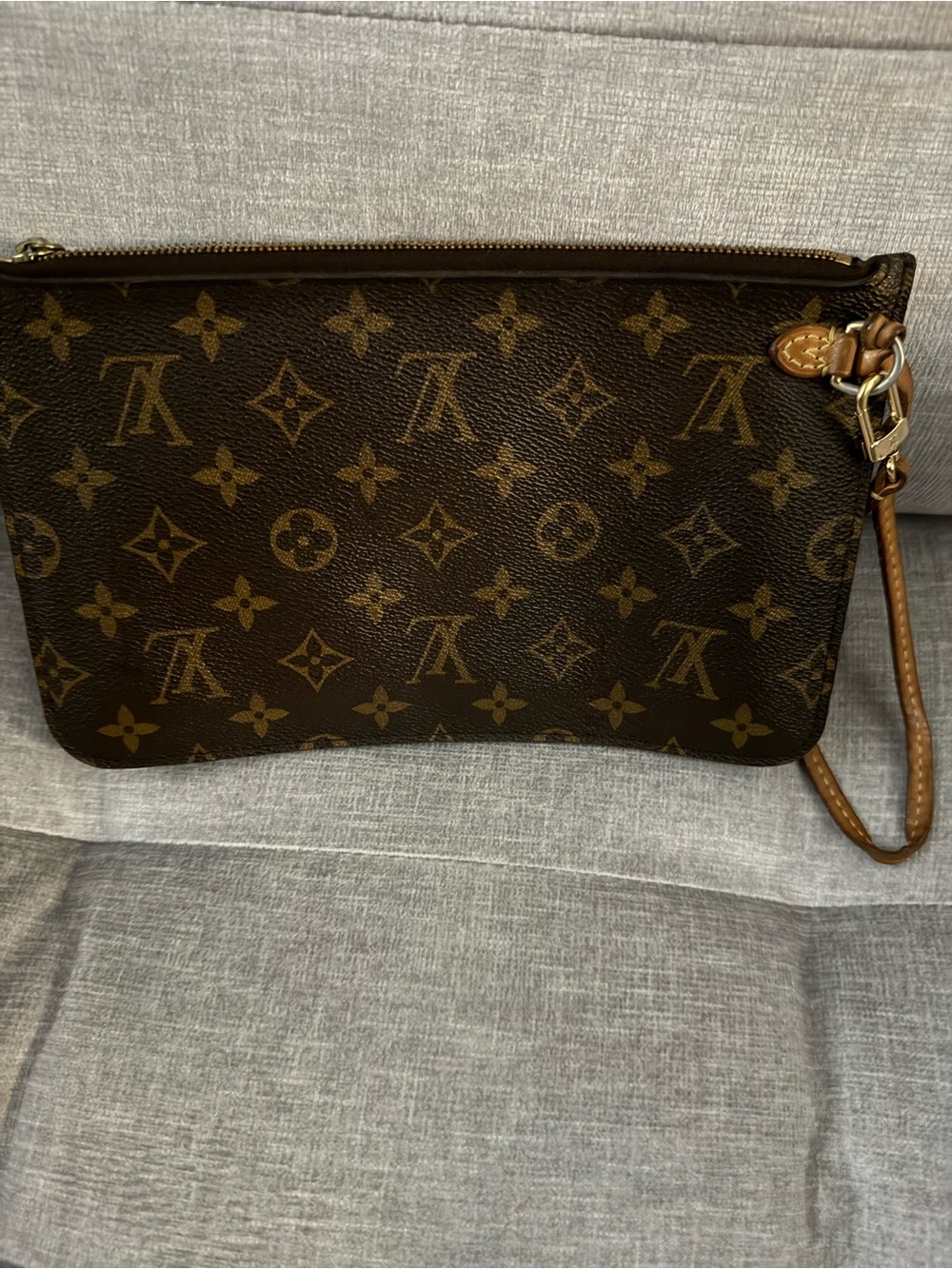 Louis Vuitton Monogram Canvas Wristlet Clutch in Brown